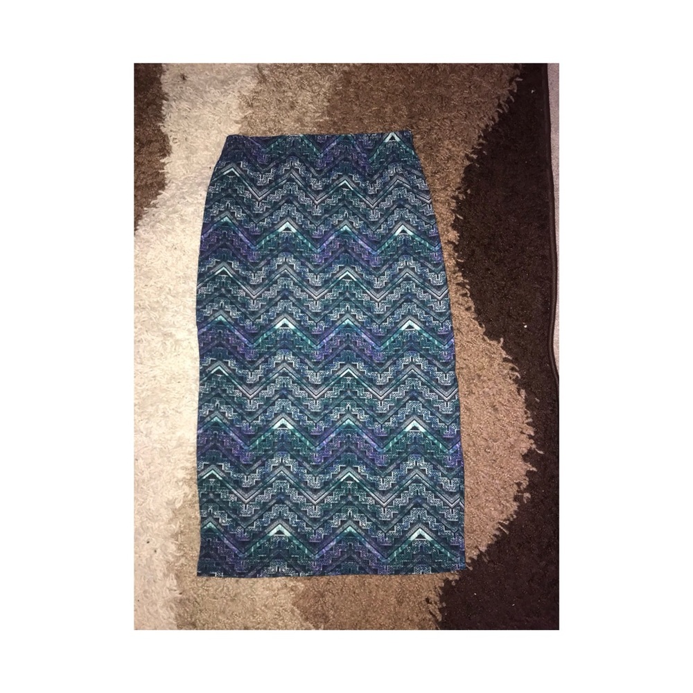Bodycon Skirt-OFFERS ARE ACCEPTED‼️